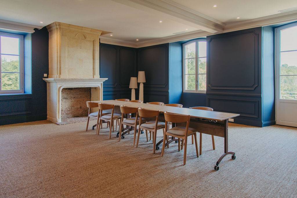 Salle de séminaire sur Bordeaux rive droite dans un cadre d'exception facilement accessible depuis le centre de Bordeaux