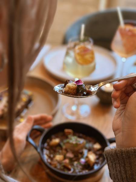 Sainte Raphine : Votre adresse bistronomique près de Carignan-de-Bordeaux