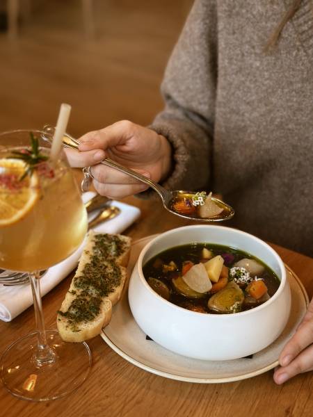 Restaurant Sainte Raphine, l’adresse incontournable près de Carignan-de-Bordeaux